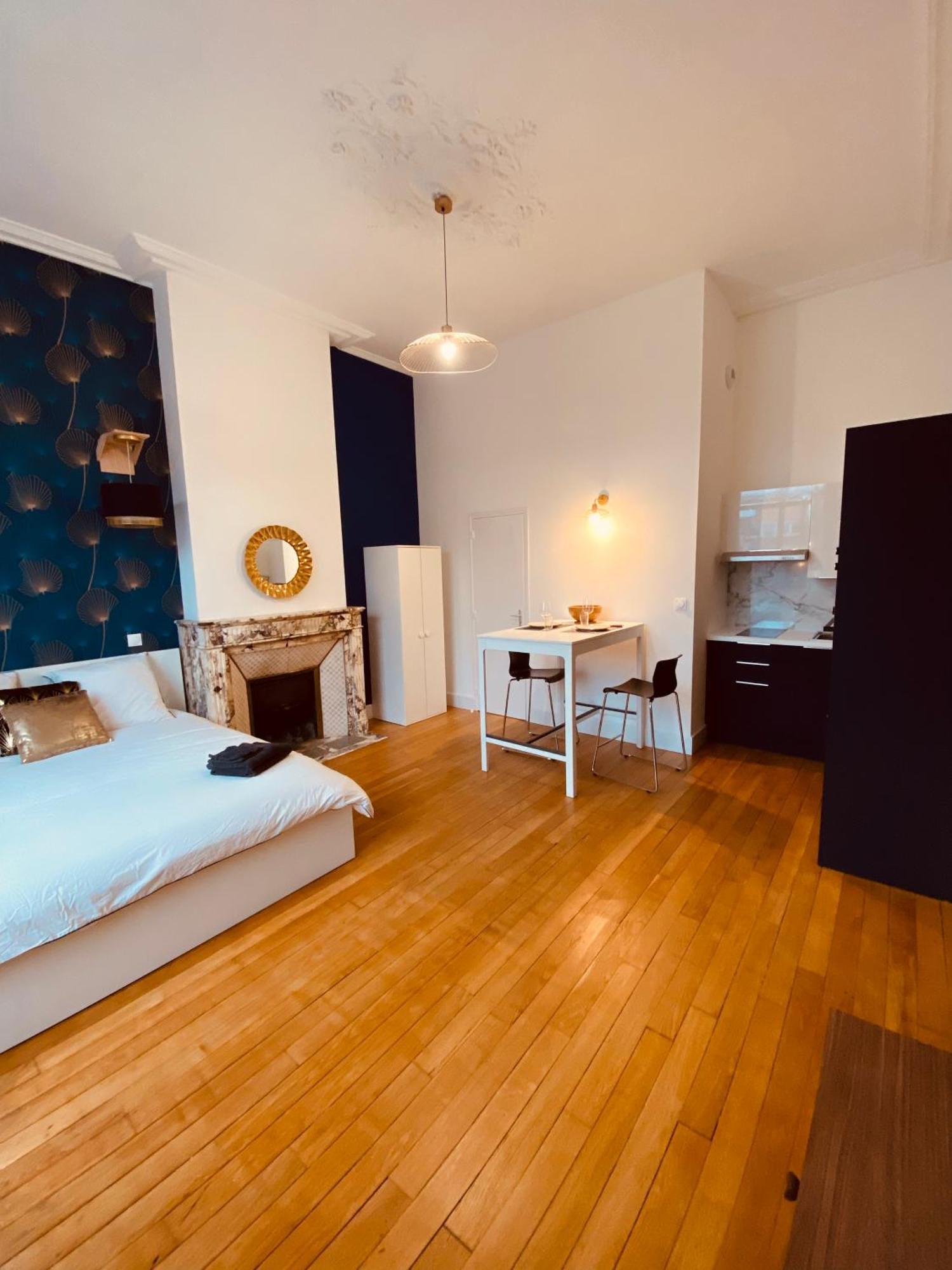 Residence Adam A Part Валансьен Номер фото
